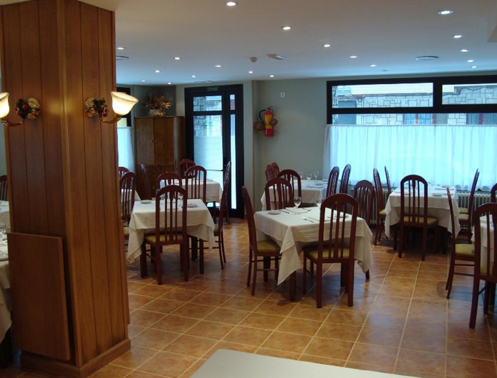 Hotel Guineu Pas De La Casa Esterno foto